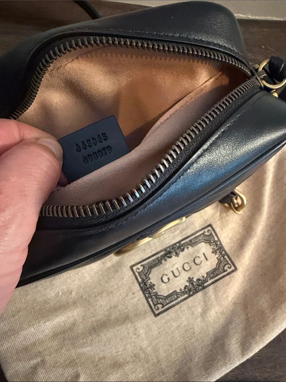 Gucci Black Chevron Leather Small Marmont Crossbody with Gold GG - Picture 6 of 11